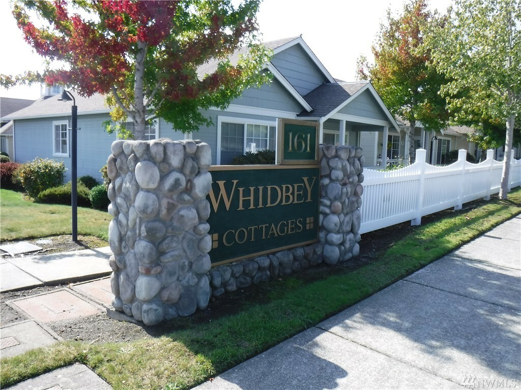 Property Photo:  161 W Whidbey Ave 10  WA 98277 