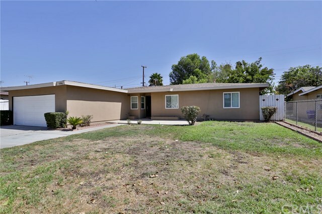 Property Photo:  5599 Montgomery Street  CA 92503 