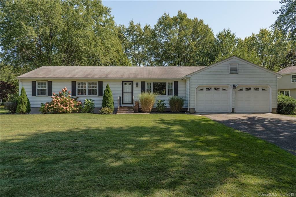 Property Photo: 419 North Elm Street CT 06492