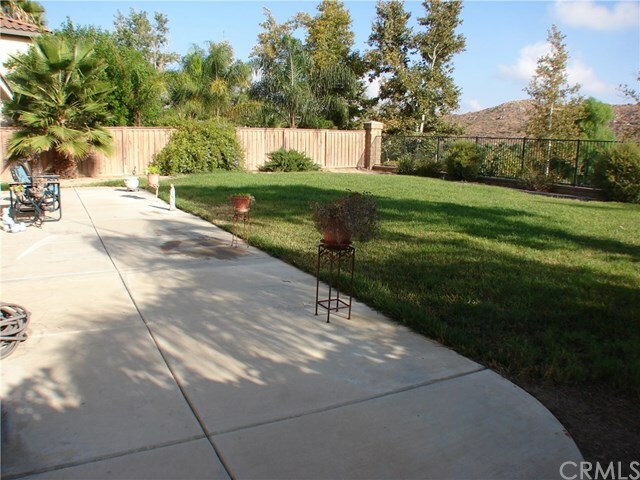 Property Photo:  32044 Poppy Way  CA 92532 