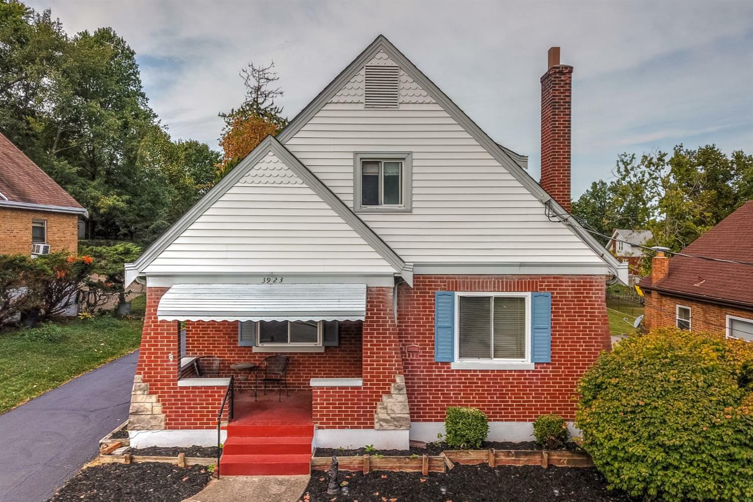 Property Photo:  3923 Roswell Avenue  OH 45211 