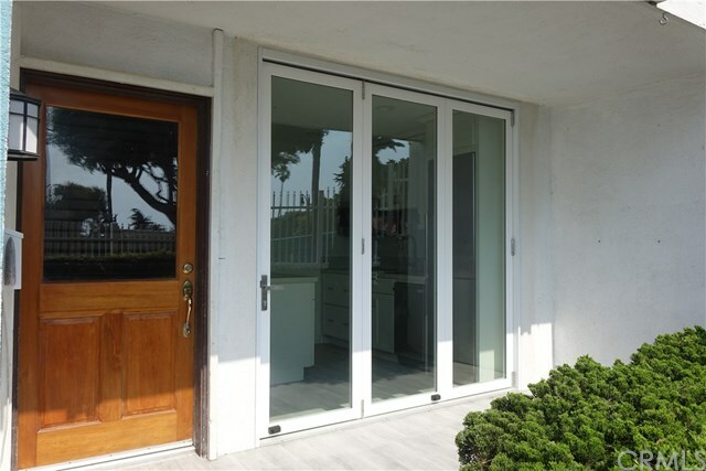 Property Photo: 684 The Village CA 90277