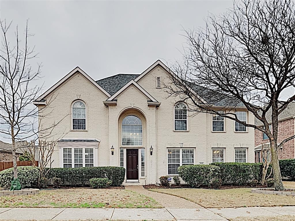 Property Photo: 611 Williams Drive TX 75013