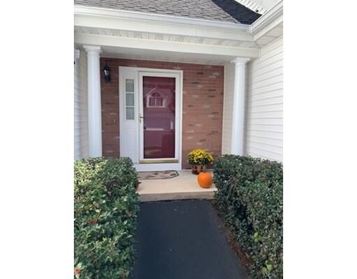 27 Nature View Dr 27  Uxbridge MA 01569 photo