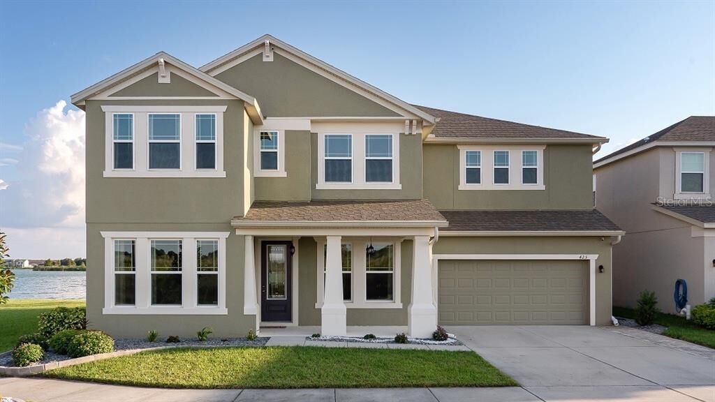 Property Photo:  425 Blue Cypress Drive  FL 34736 
