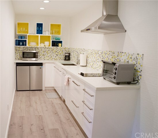 Property Photo:  675 N Los Felices Circle W J213  CA 92262 