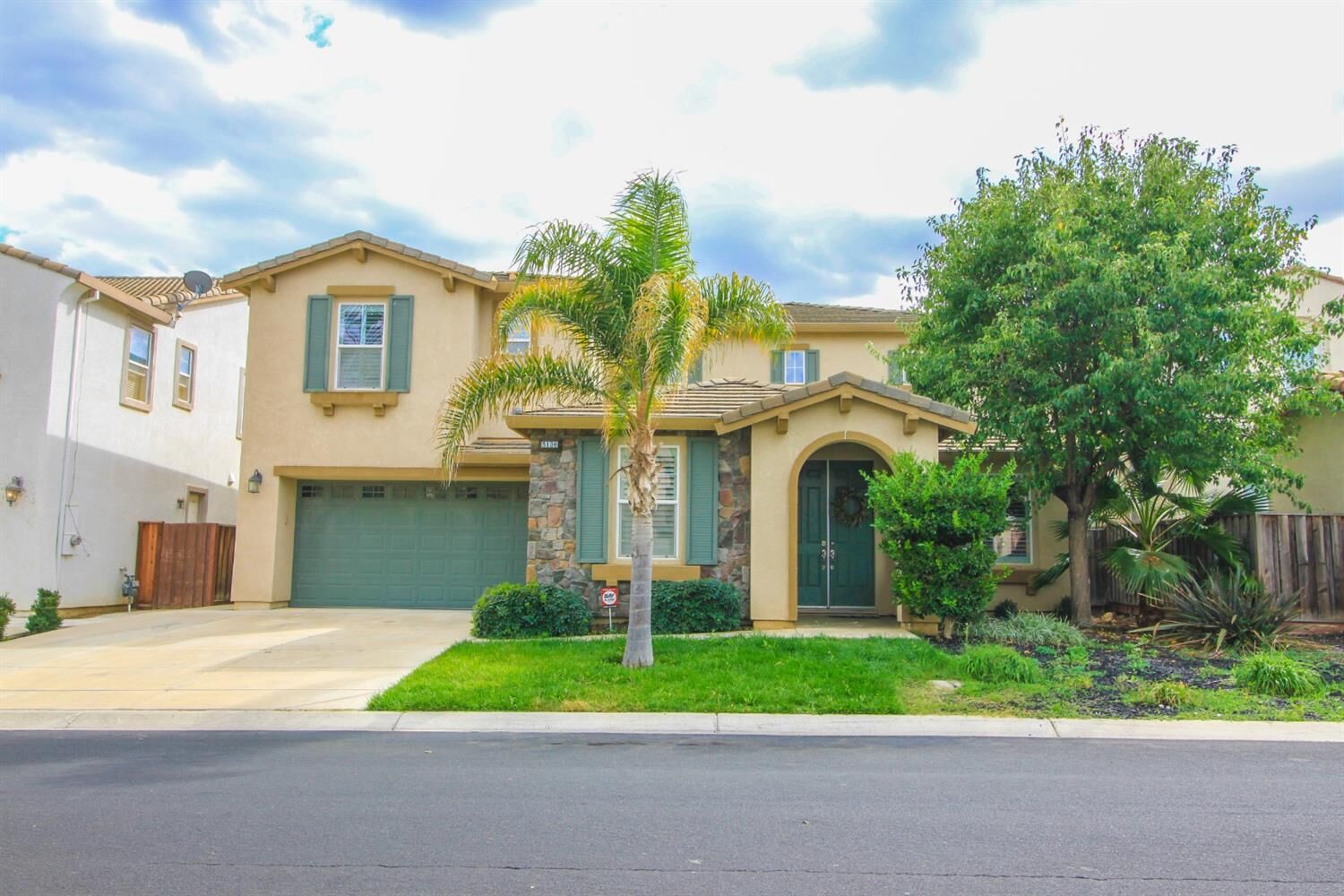 Property Photo:  5136 Fern Ridge Cir  CA 94505 