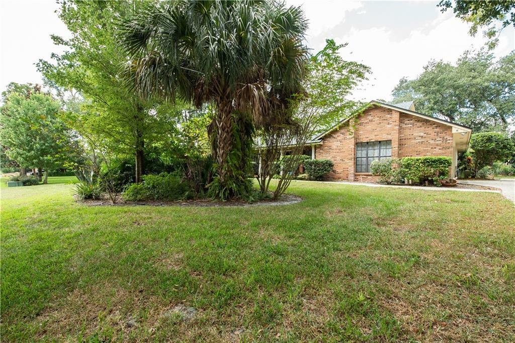 Property Photo:  4614 Woodlands Village Drive  FL 32835 