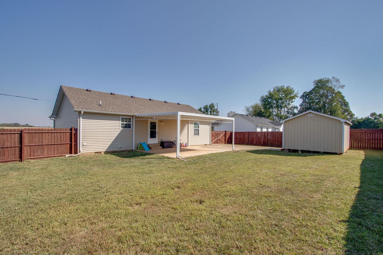 Property Photo:  230 Shaub Rd  TN 37148 