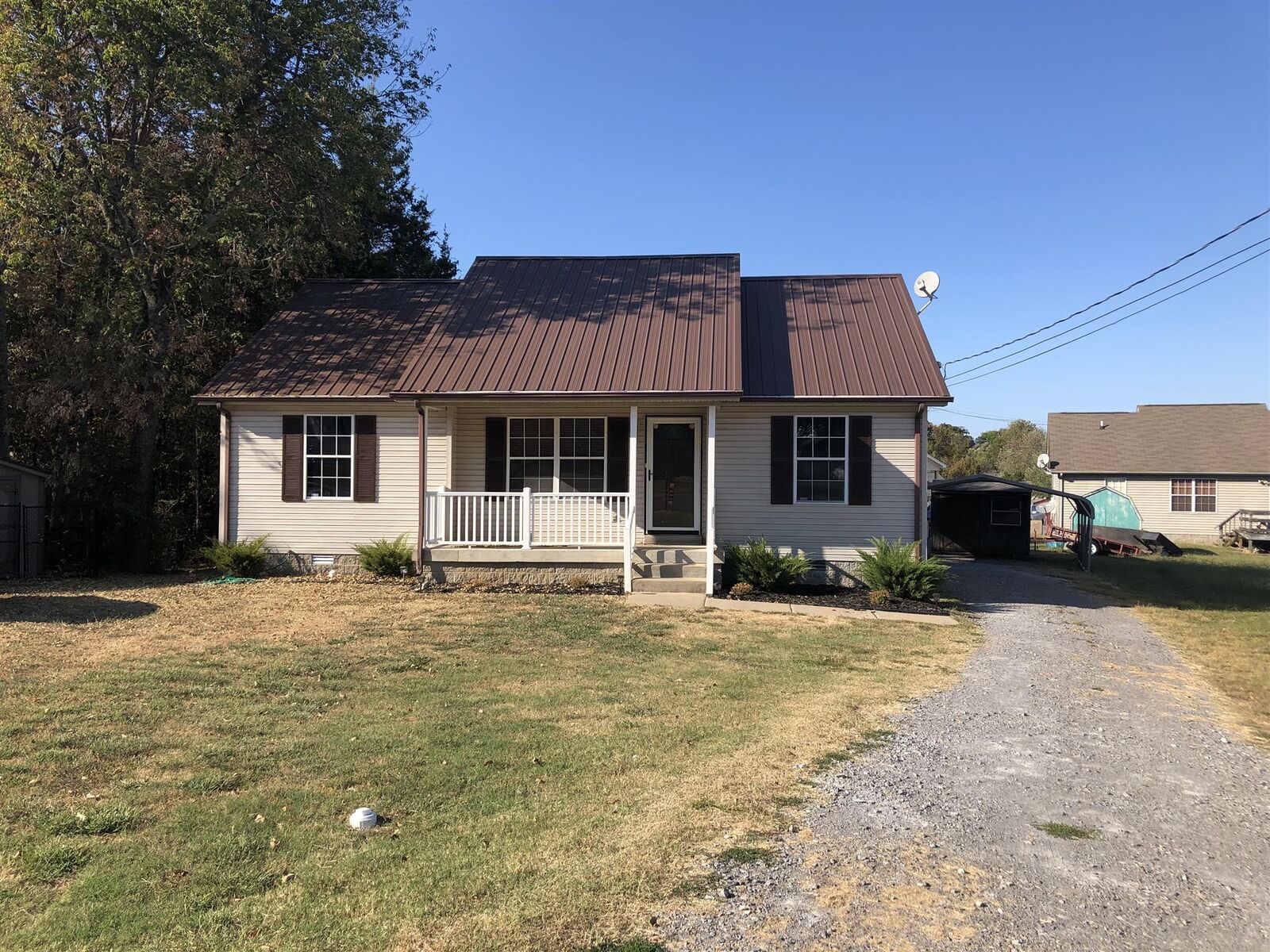 Property Photo:  804 Albin Ct  TN 37086 