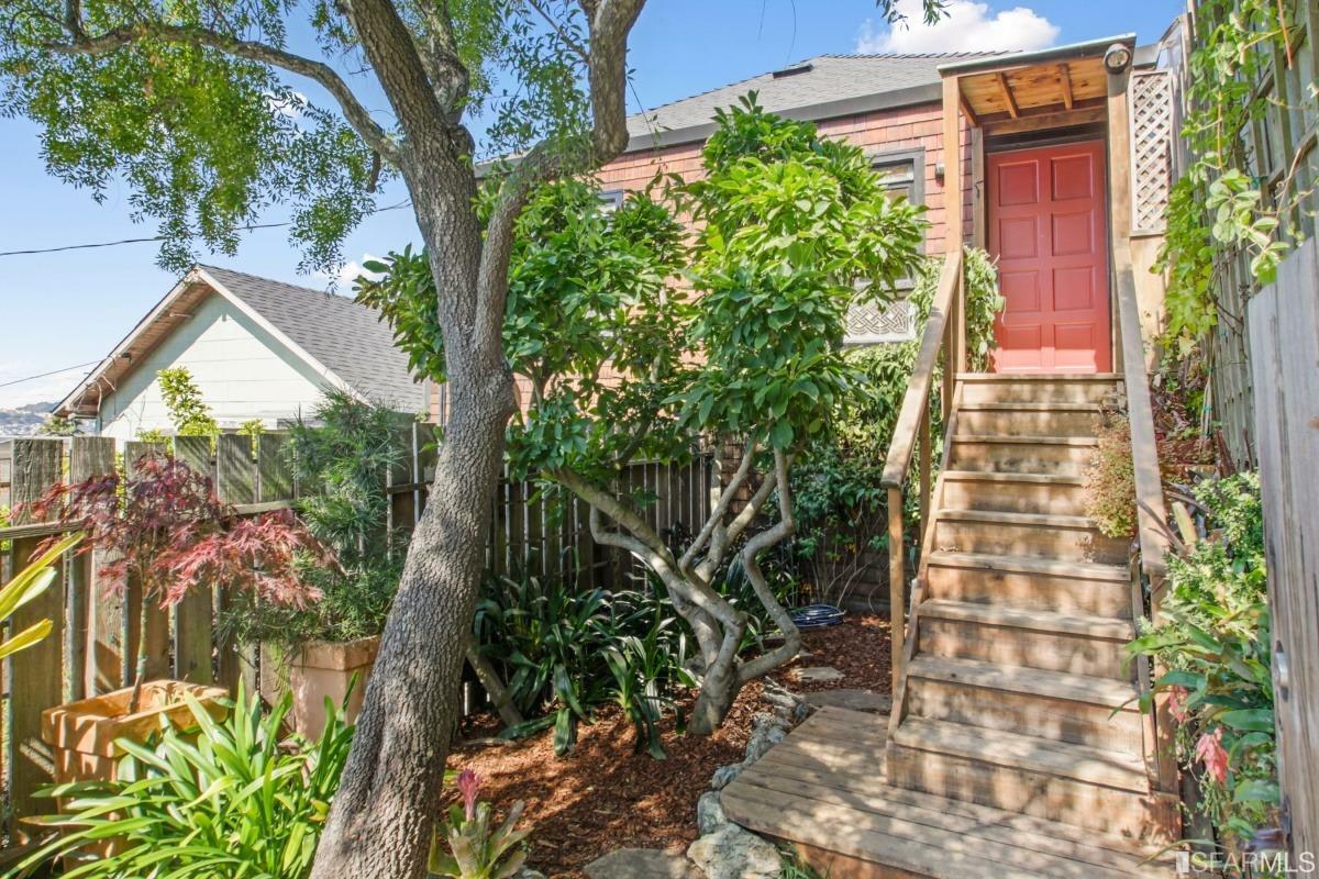 Property Photo:  1920 23rd Street  CA 94107 