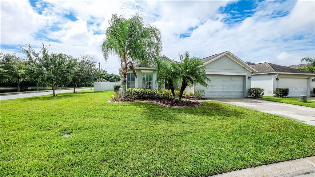 Property Photo:  7147 Cedarcrest Boulevard  FL 33810 