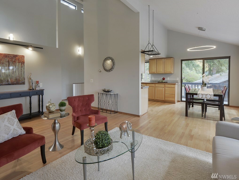 Property Photo: 16457 SE 264th St WA 98042
