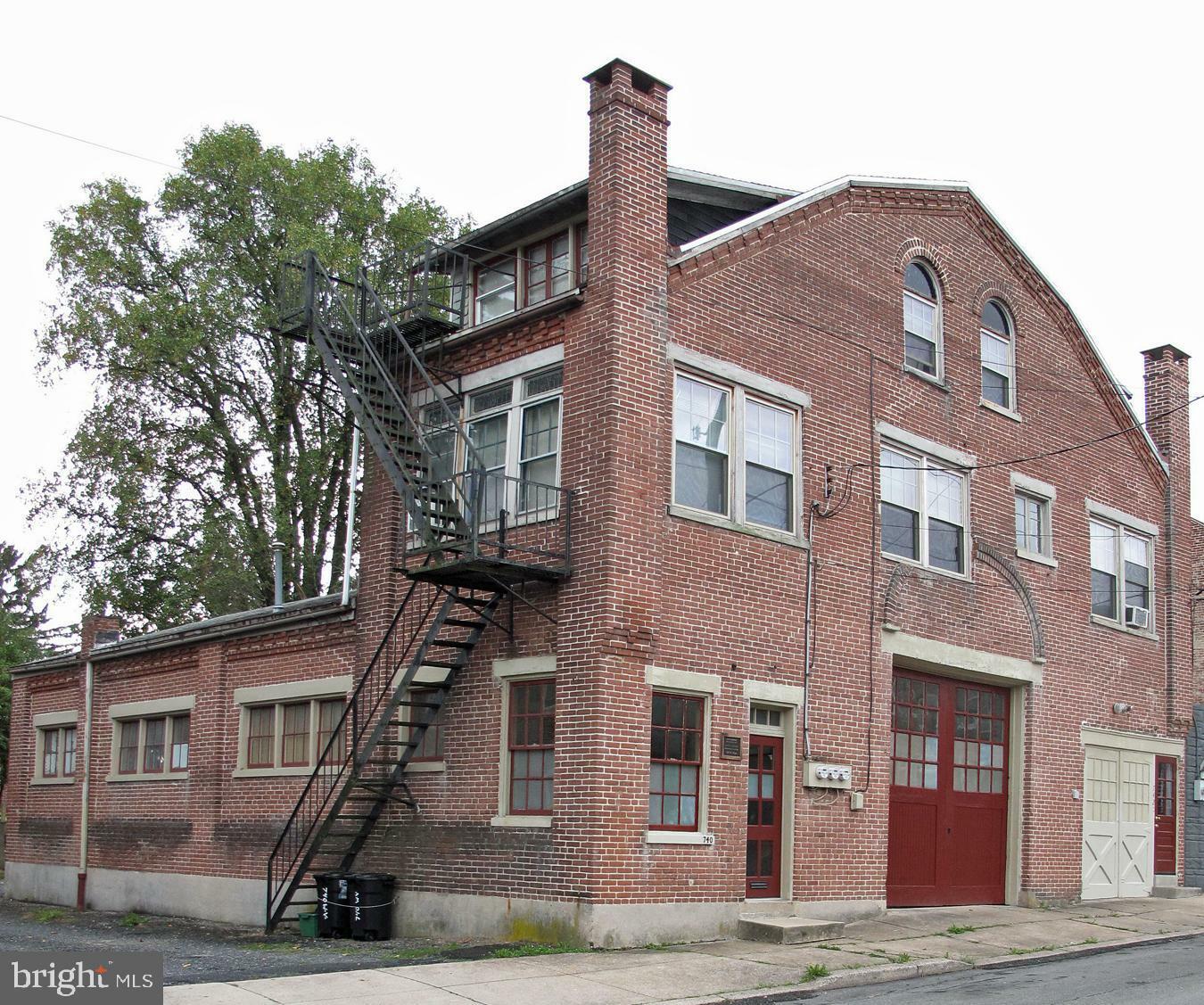 Property Photo:  740 W Vine Street 742  PA 17603 