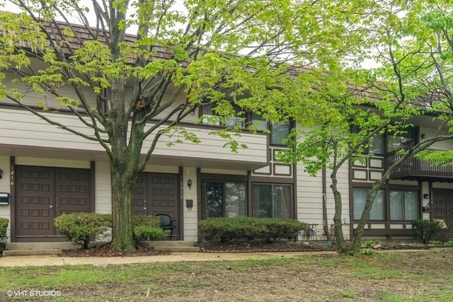 Property Photo:  1212 Court H  IL 60133 