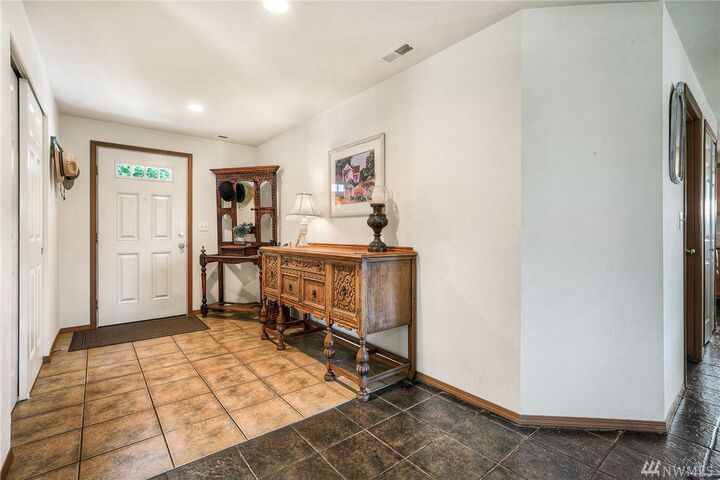 Property Photo: 142 Vista View Court WA 98584