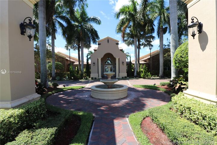 3365 NE 14th Dr 109-16  Homestead FL 33033 photo