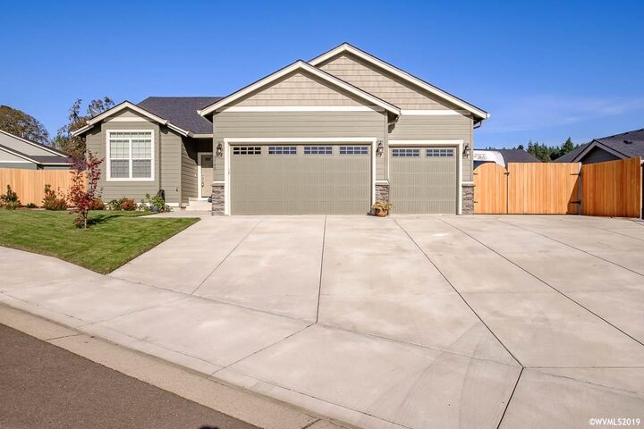 5740  Bella Ct SE  Turner OR 97392 photo