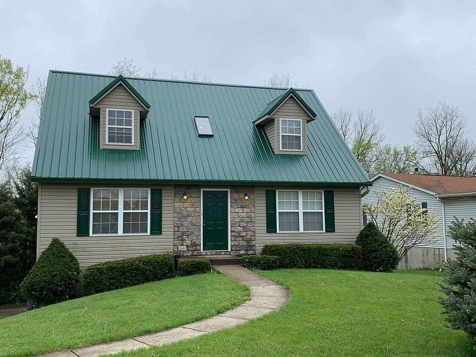 Property Photo:  17 Willowood Lane  KY 41094 