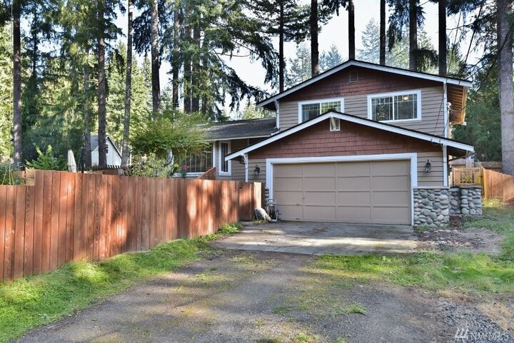 3546  Longhorn Drive NW  Bremerton WA 98312 photo