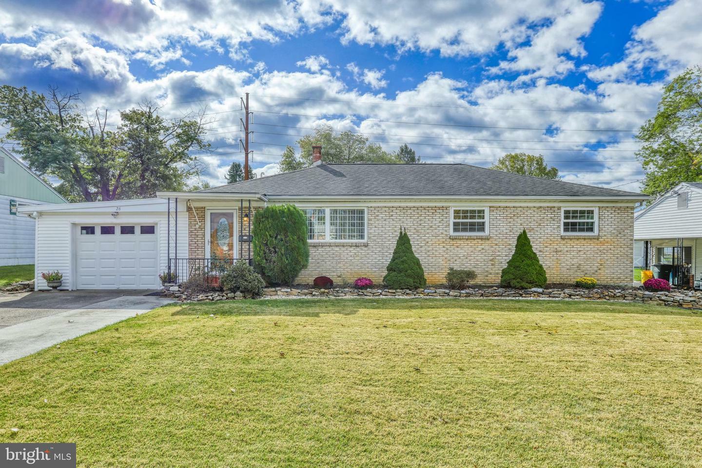 Property Photo: 26 Palmer Drive PA 17011