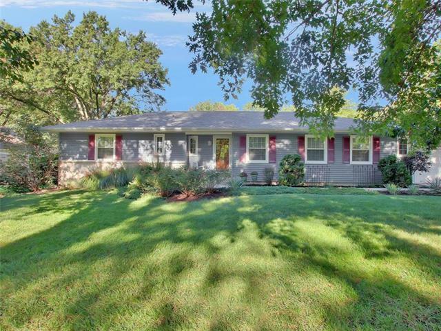 Property Photo: 9624 Catalina Street KS 66207