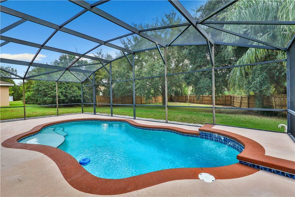 Property Photo:  561 Quail Woods Court  FL 32713 