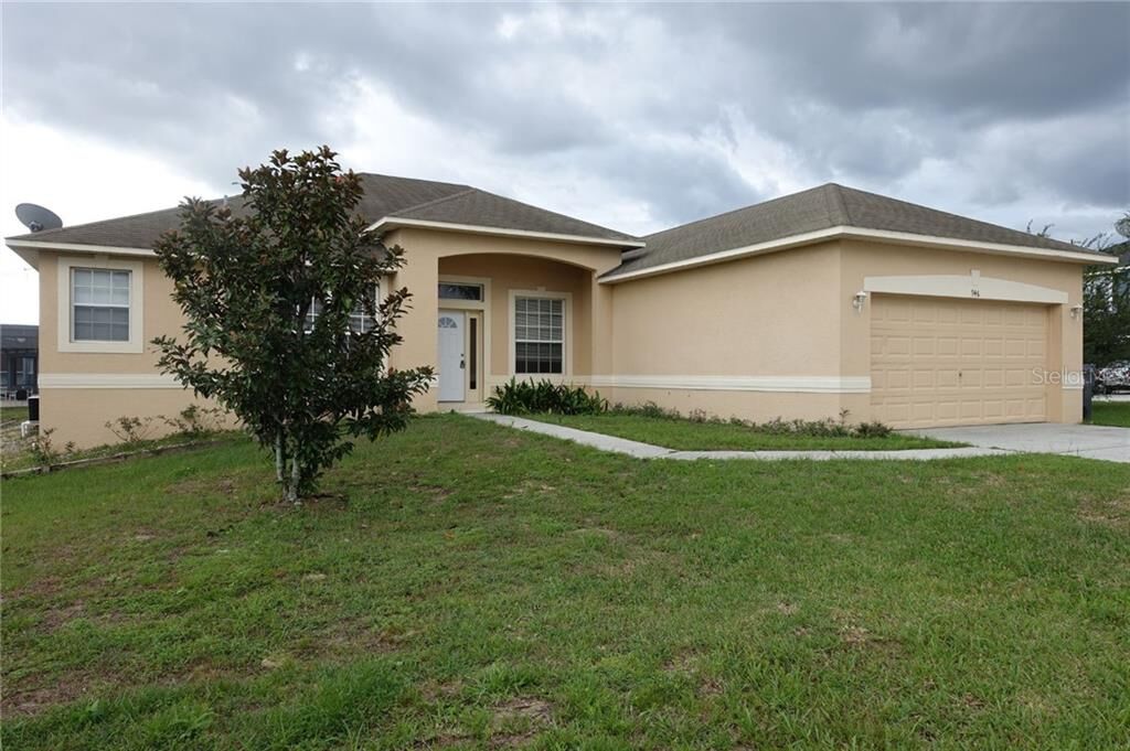Property Photo:  946 Wildflower Road  FL 33837 