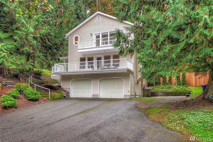 Property Photo: 102 206th Ave NE WA 98074