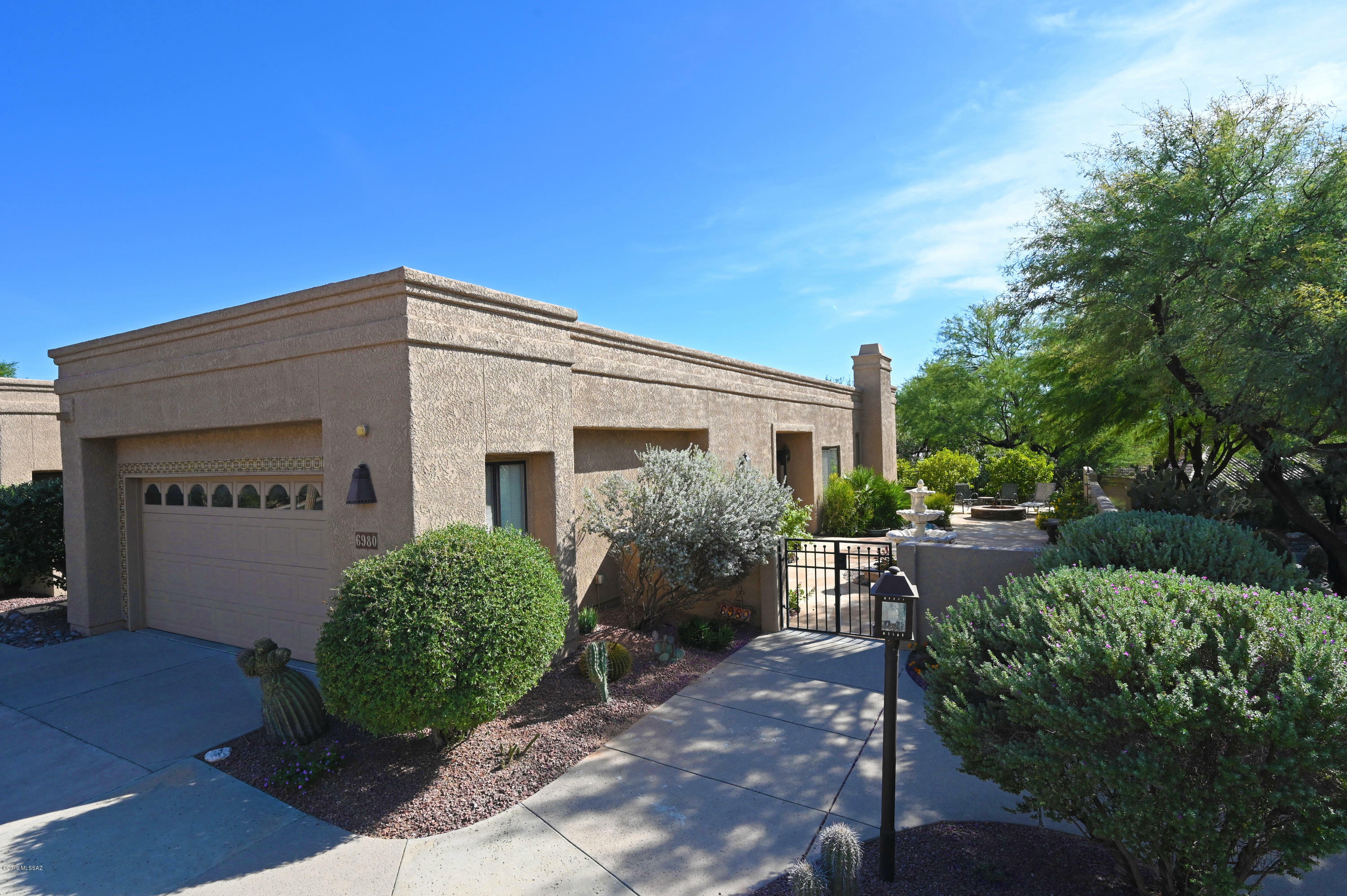 Property Photo:  6980 E Cicada Court  AZ 85750 