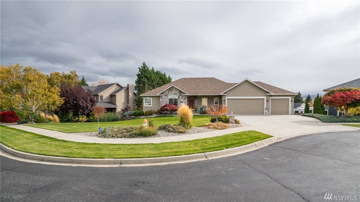 Property Photo: 187 Red Fern Road WA 98801
