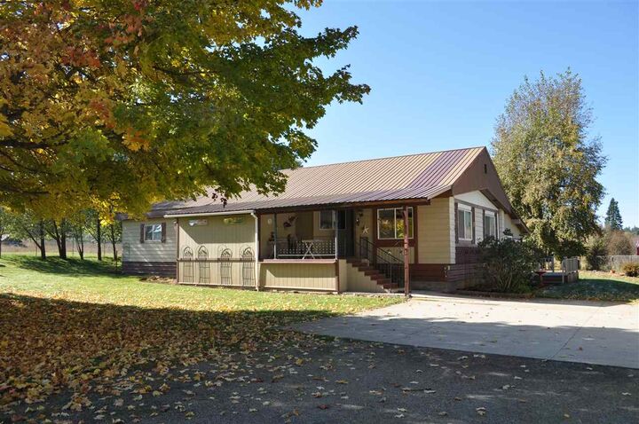 151 Davaz-Carlton Rd  Newport WA 99156 photo