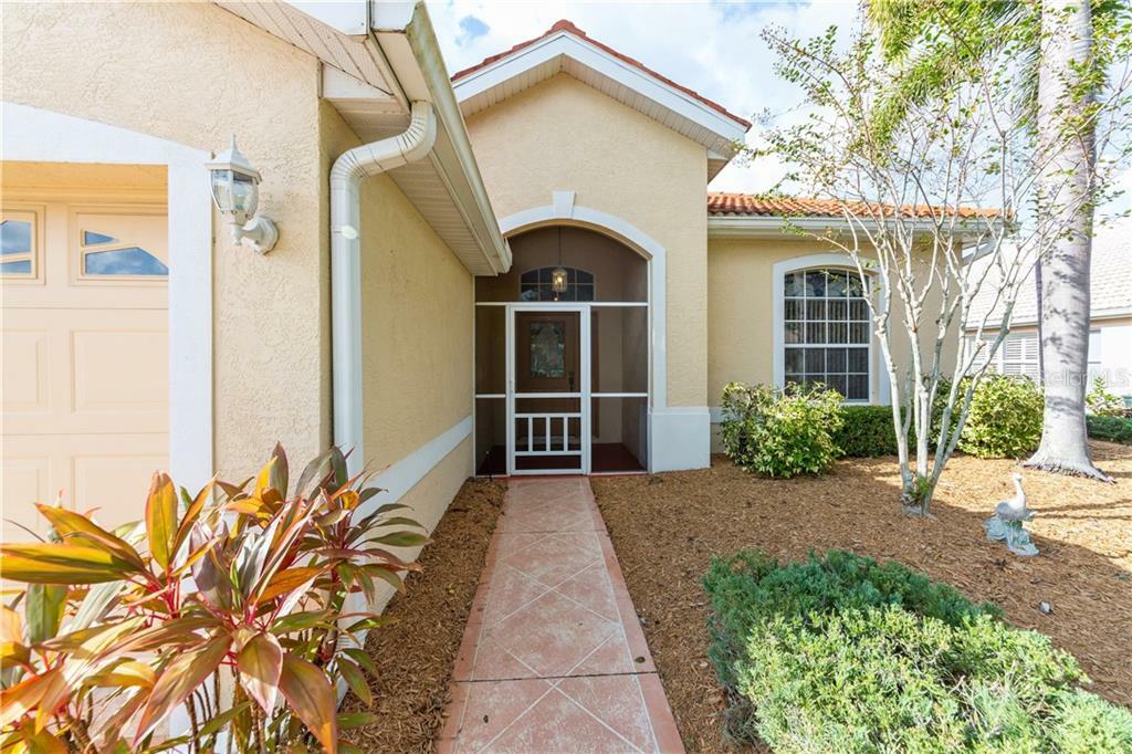 Property Photo:  5935 Sandstone Avenue  FL 34243 