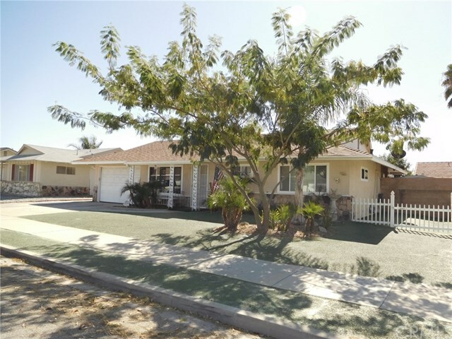 Property Photo:  1161 W Mayberry Avenue  CA 92543 