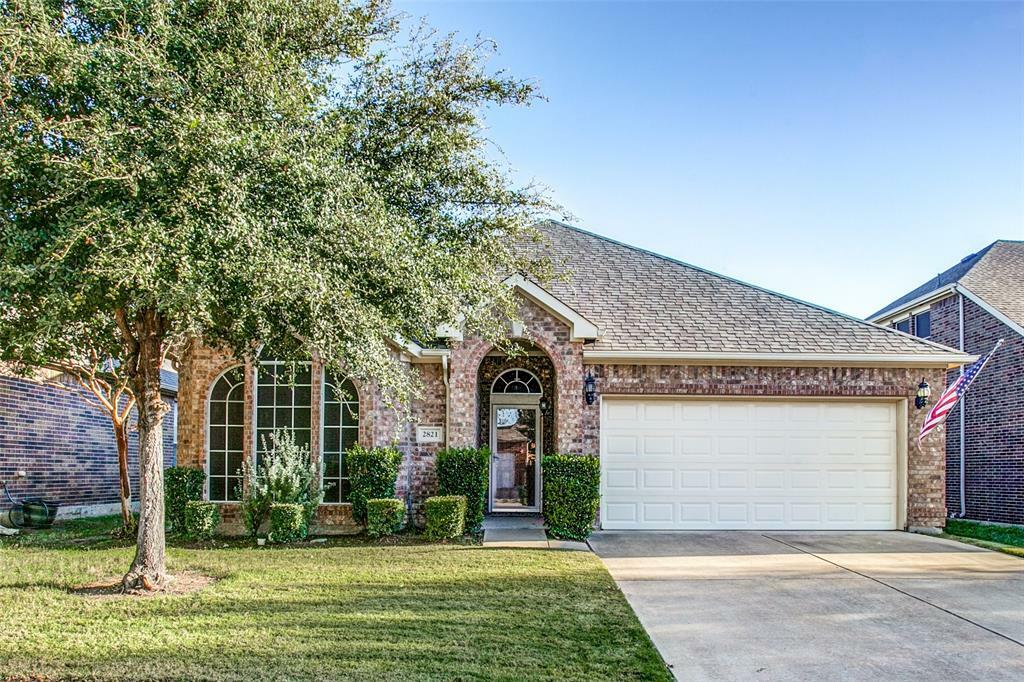 Property Photo:  2821 Thorncreek Lane  TX 76177 