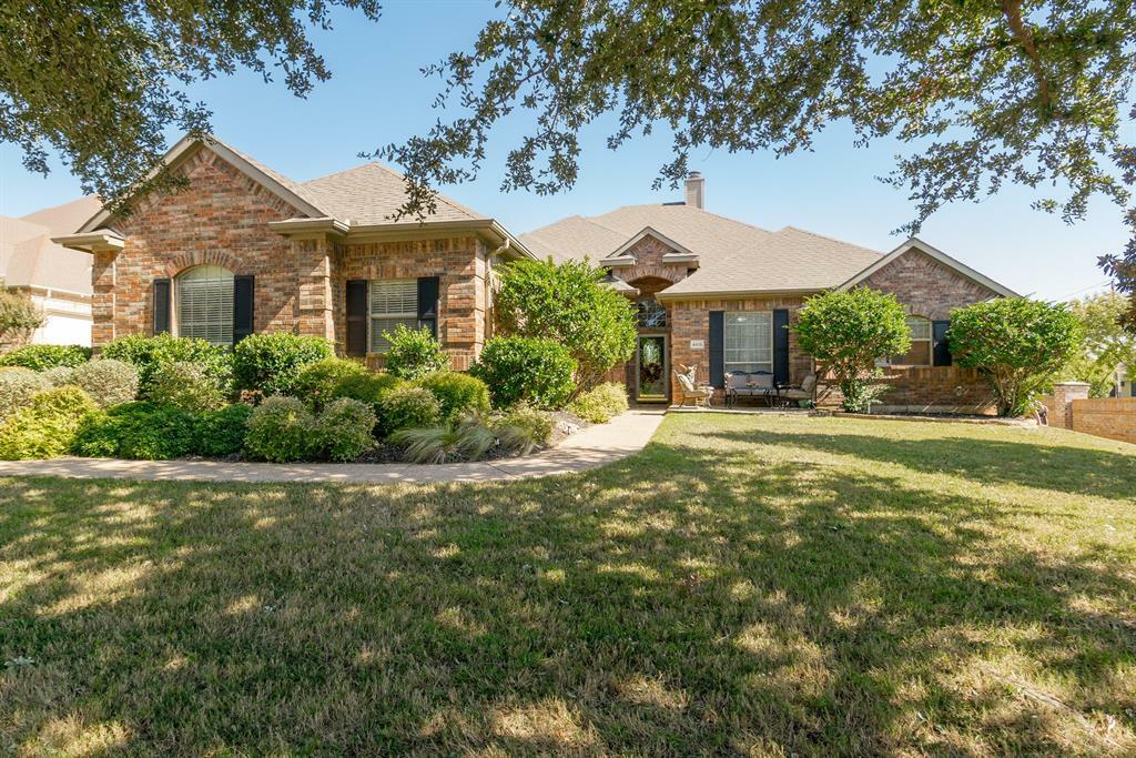 Property Photo: 4015 Harvestwood Court TX 76051