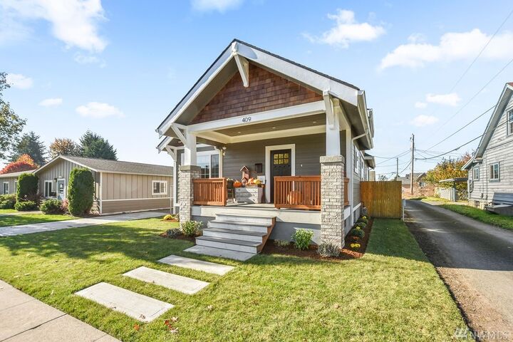 Property Photo:  409 S Rock Street  WA 98531 