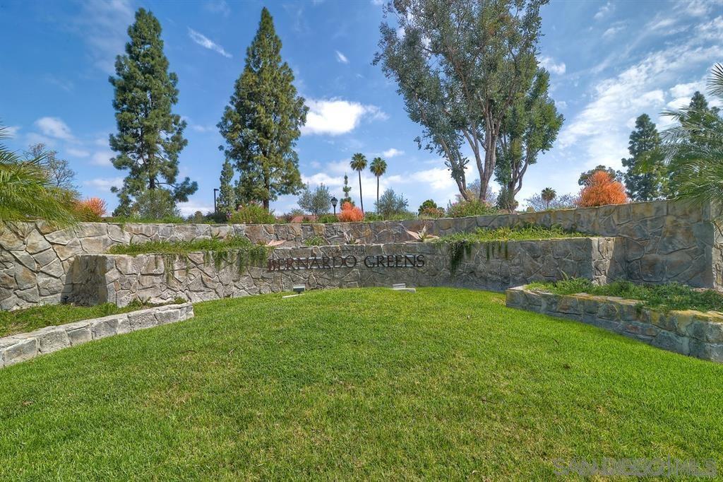 Property Photo: 12250 Corte Sabio 2106 CA 92128