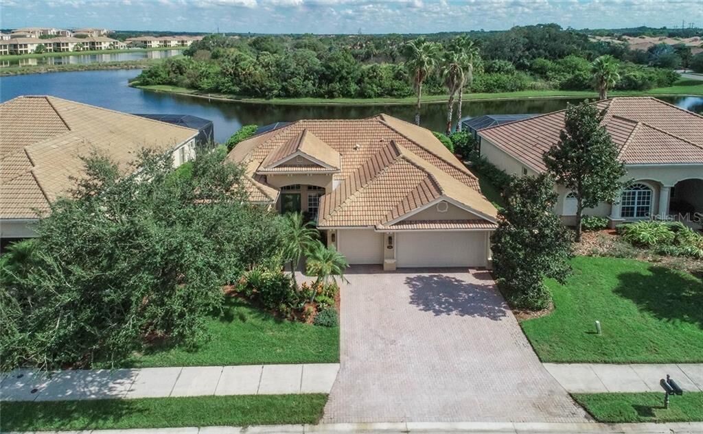 Property Photo:  509 River Crane Street  FL 34212 
