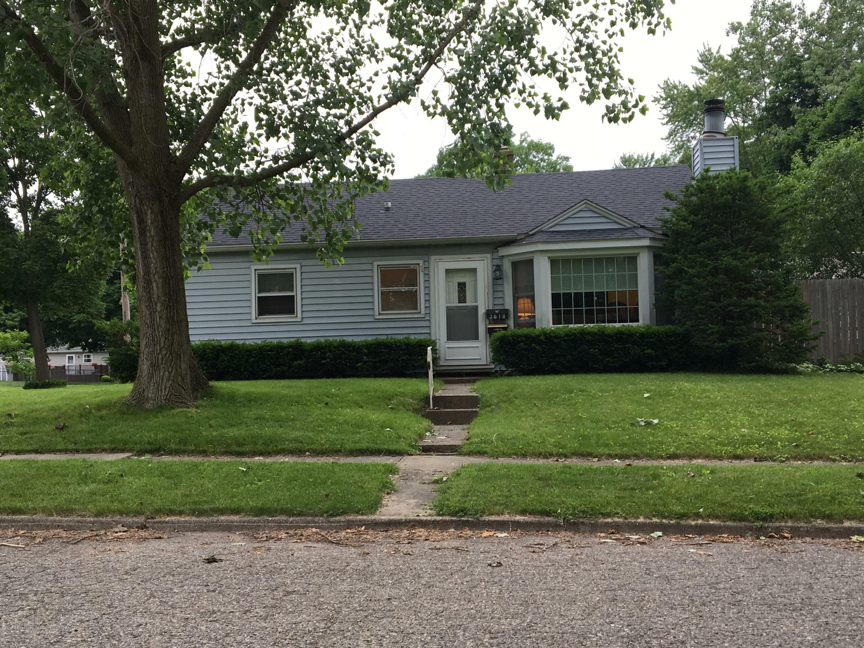 Property Photo:  3618 Glenwood Avenue  MI 48910 