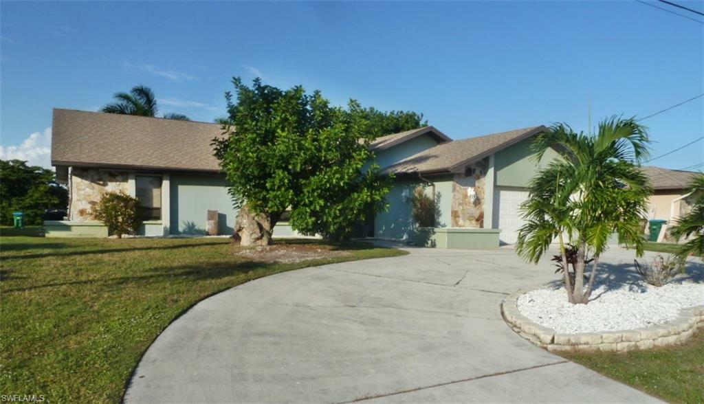 1425 SE 28th Terrace  Cape Coral FL 33904 photo