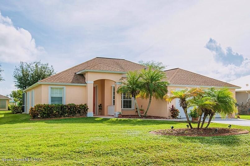 Property Photo:  3865 15th Street  FL 32976 
