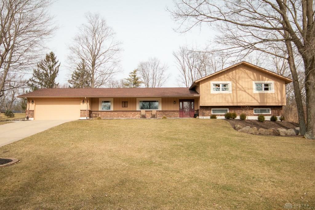 Property Photo:  1475 Ambridge Road  OH 45459 