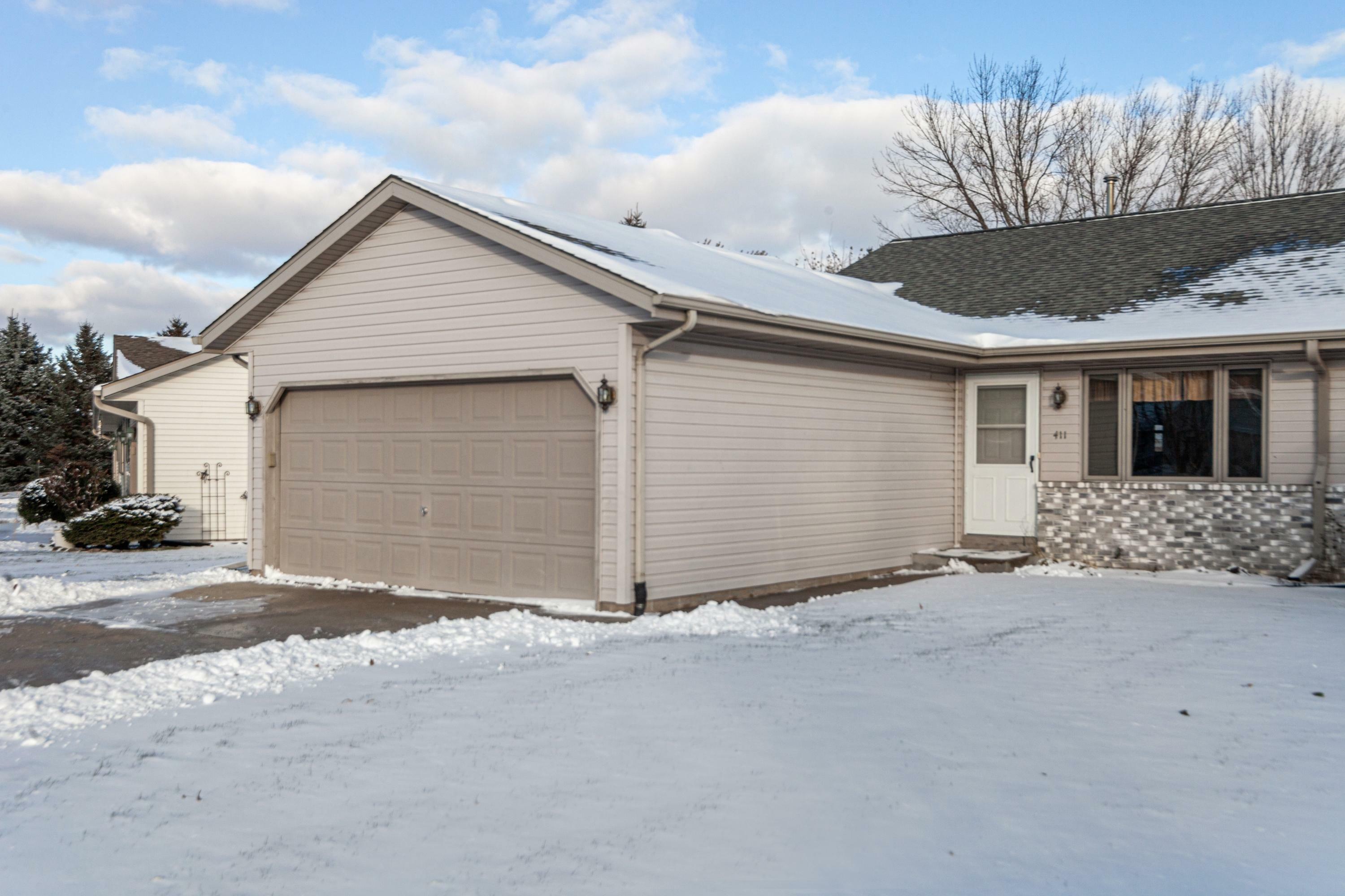 Property Photo: 411 Sheridan Dr WI 53095