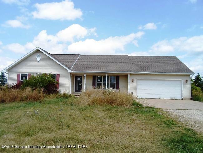 Property Photo:  187 Noble Road  MI 48895 