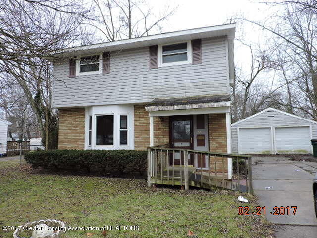 Property Photo:  3219 Glenbrook Drive  MI 48911 