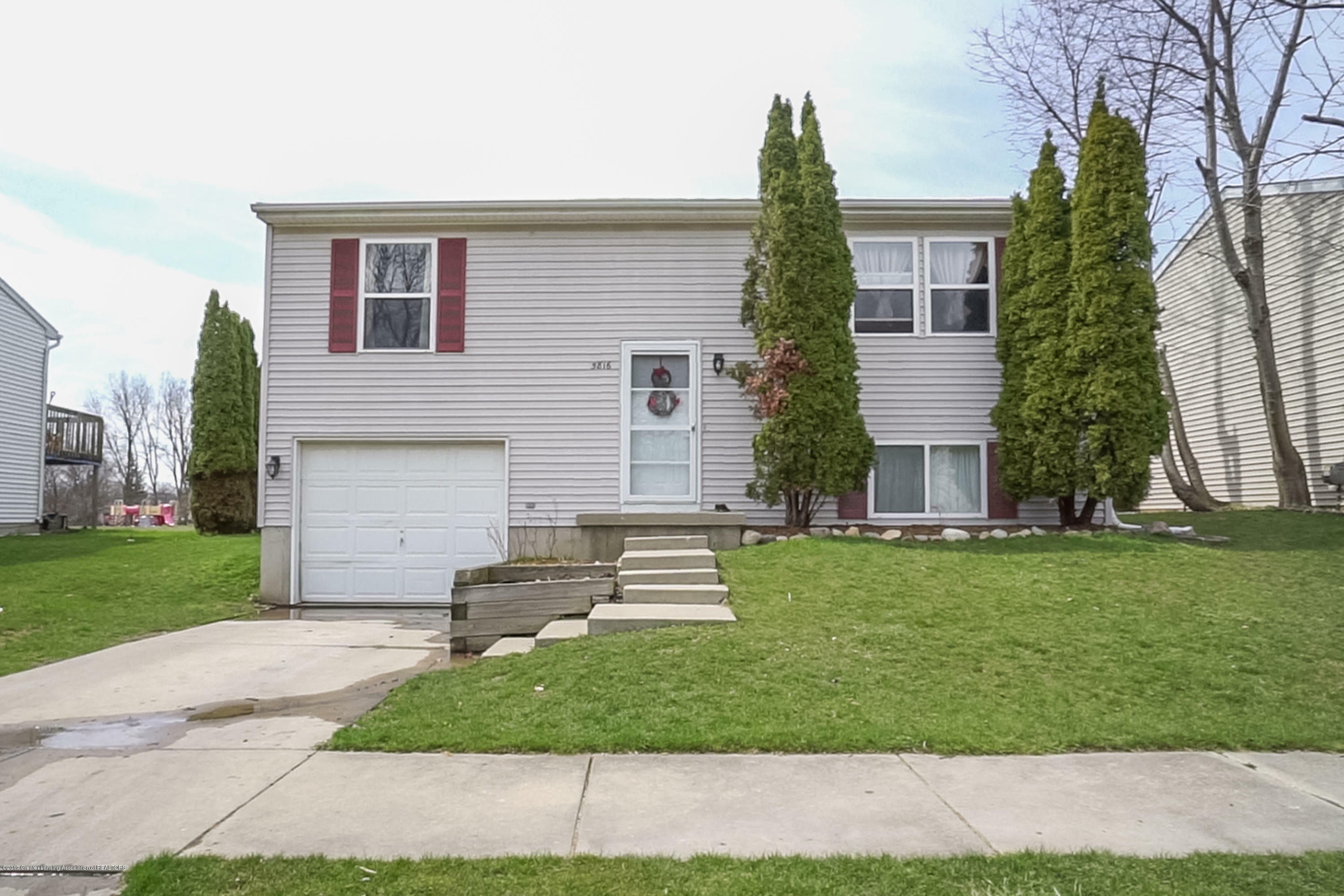 Property Photo:  5816 Monticello Drive  MI 48911 