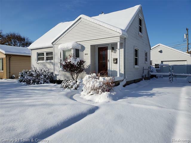 Property Photo: 865 High Street MI 48017