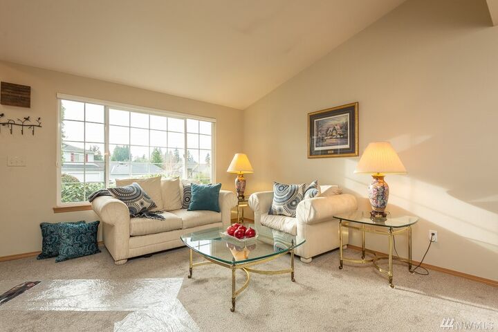 Property Photo:  5431  1st Avenue SE  WA 98203 