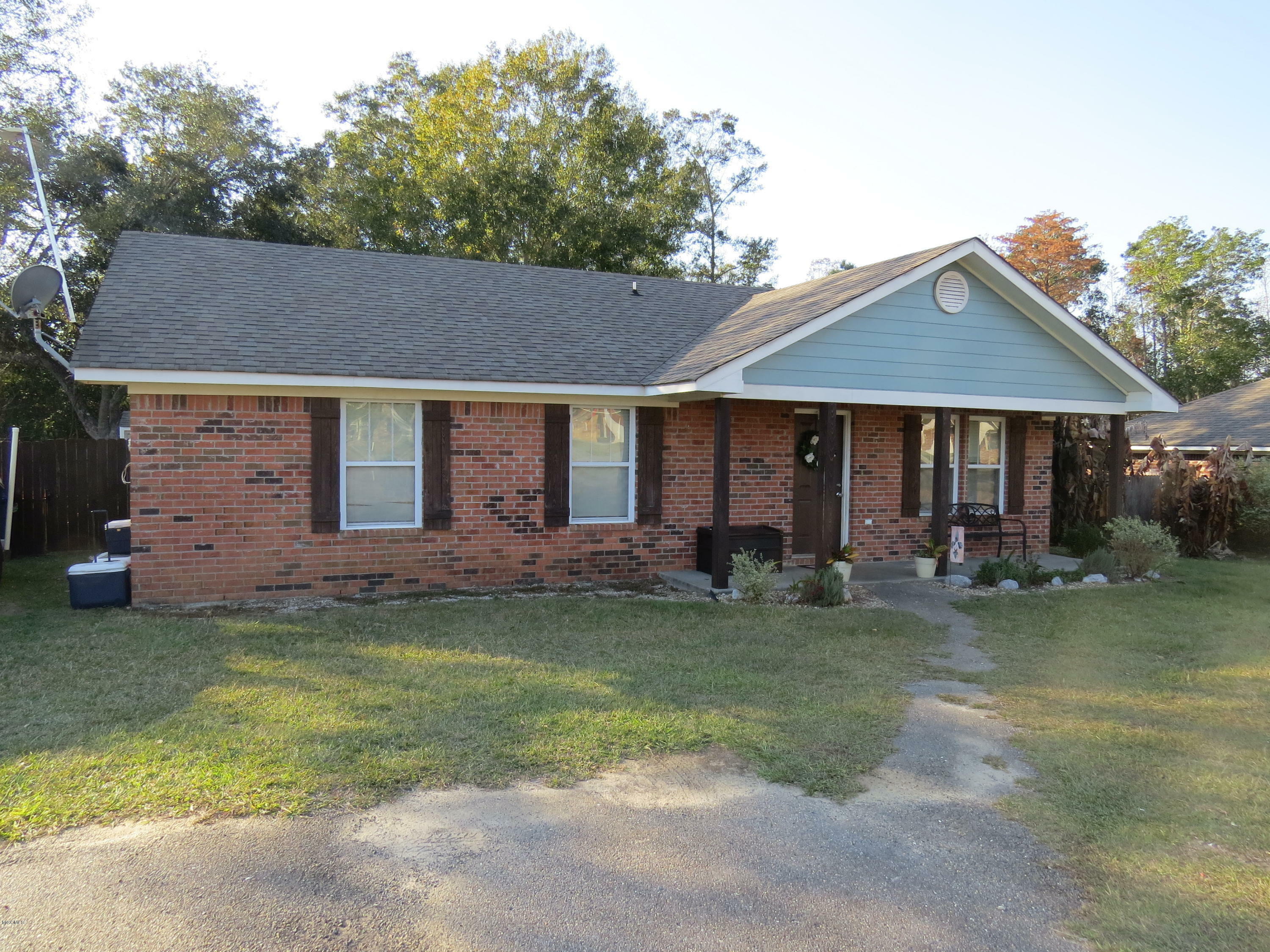 Property Photo: 22090 Rayvan Lane MS 39556